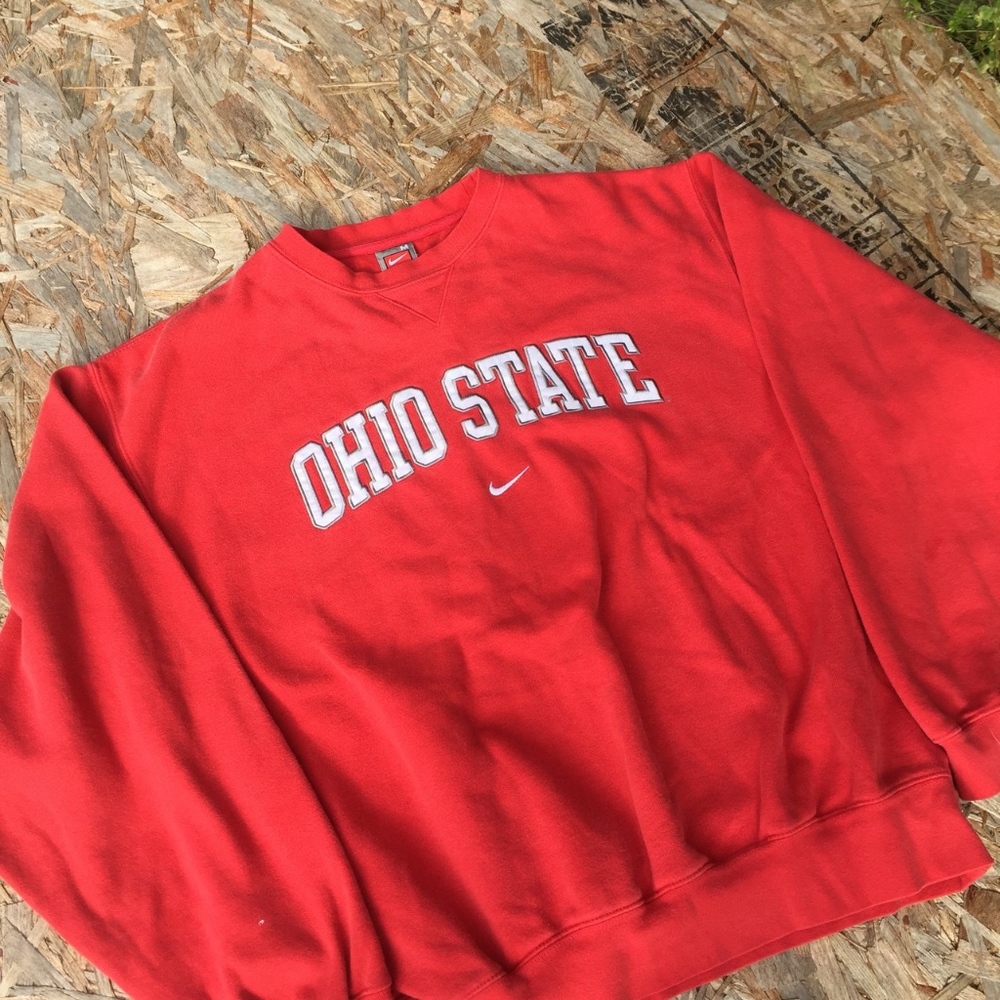 Vintage late 90s/early 00s Nike Sweatshirt